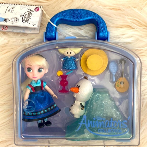 RETIRED DISNEY PARK EXCLUSIVE ANIMATORS COLLECTION FROZEN ELSA MINI DOLL PLAYSET - Picture 1 of 9